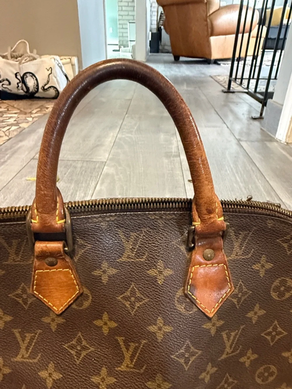 Louis Vuitton Brown Monogram Toiletry Bag - Picture 7 of 7